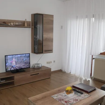 Appartement Haus Gertrud à Carolinensiel Extérieur photo