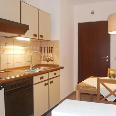 Appartement Haus Gertrud à Carolinensiel Extérieur photo