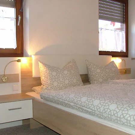 Appartement Haus Gertrud à Carolinensiel Extérieur photo