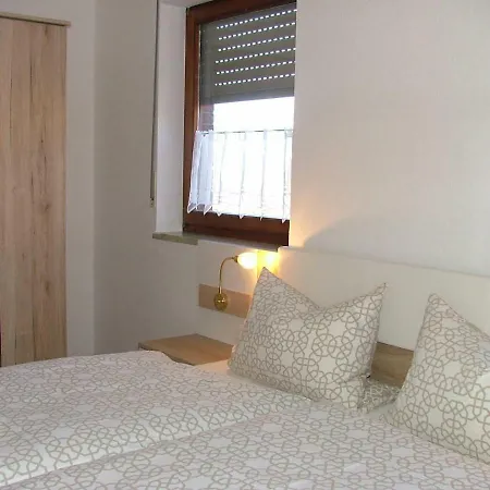 Appartement Haus Gertrud à Carolinensiel Extérieur photo